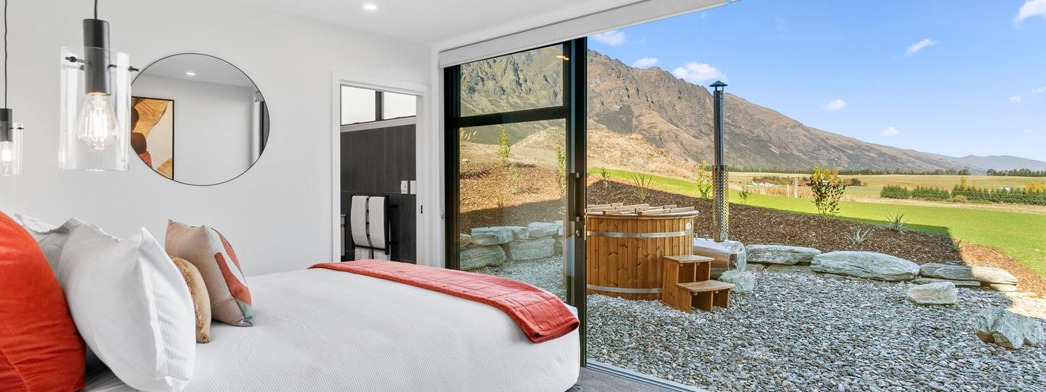 Jacks Point Holiday Home 1