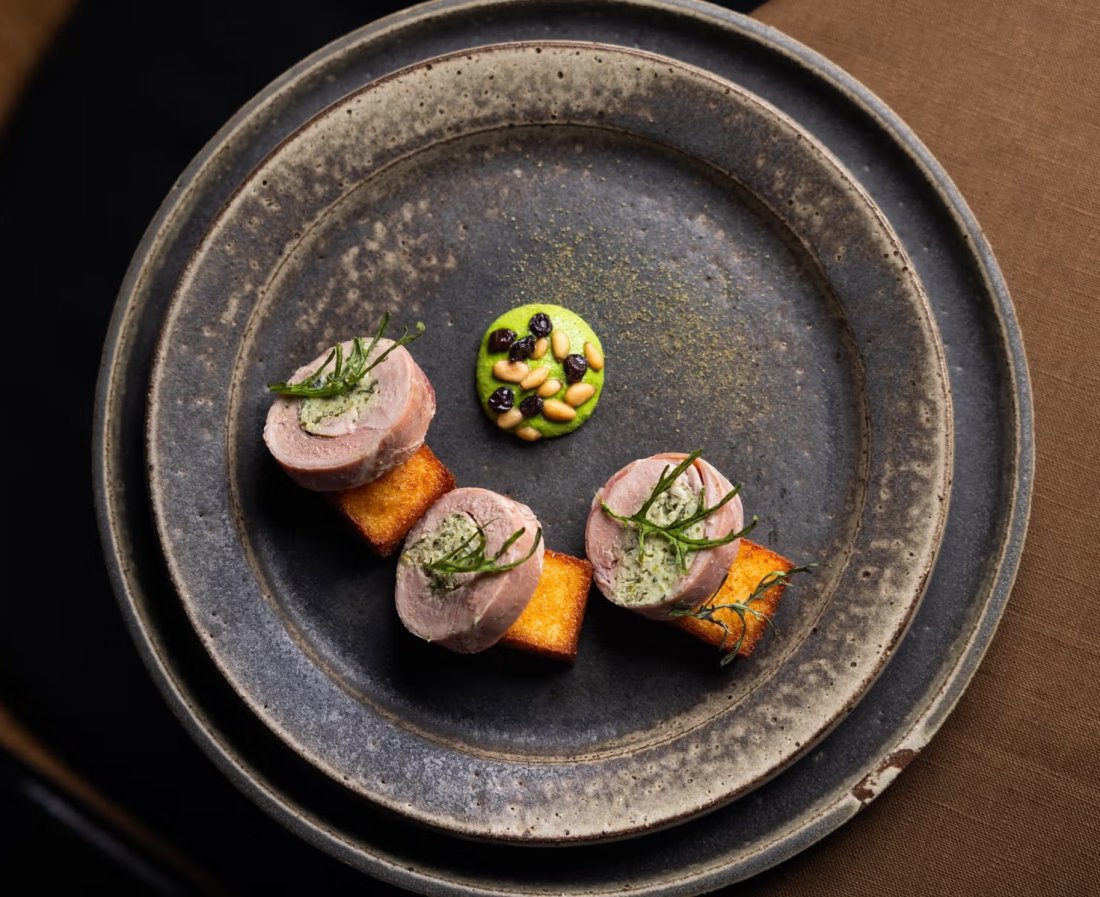 Quail Ballotine, Polenta, Herb Emulsion, Picklefd Currants, Pinenuts LR 6
